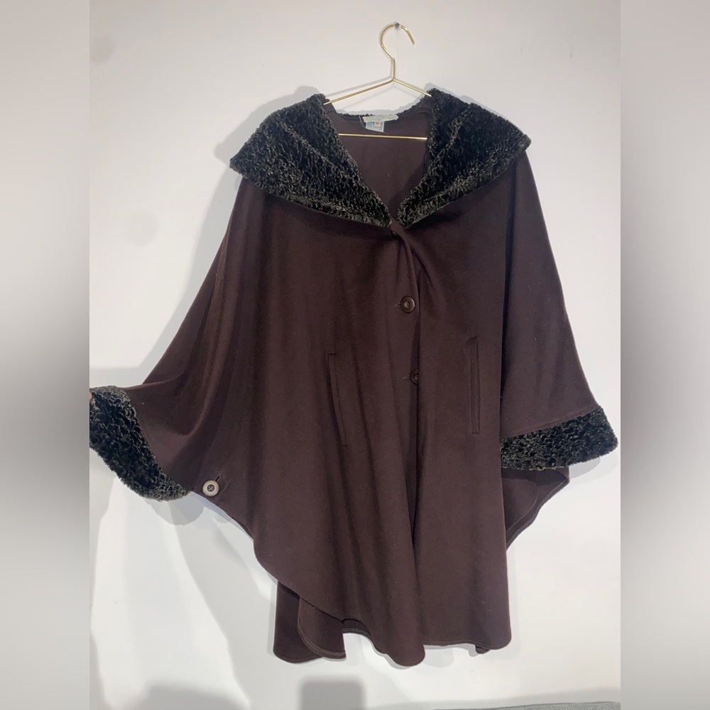 Vintage Jimmy Hourihan Wool Cloak Cape Made in Ireland